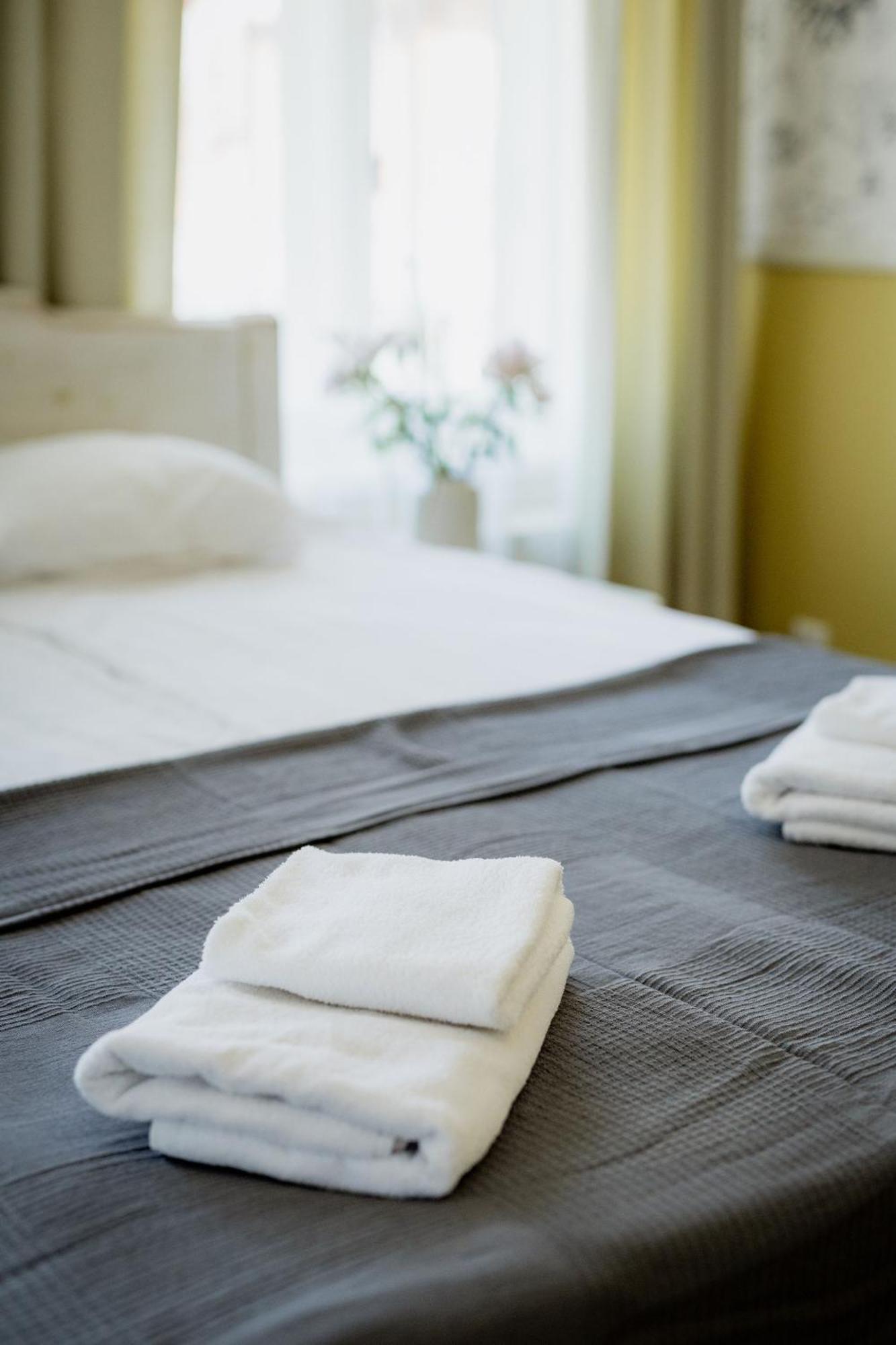 Vanalinna Boutique Hotel Kuressaare Luaran gambar