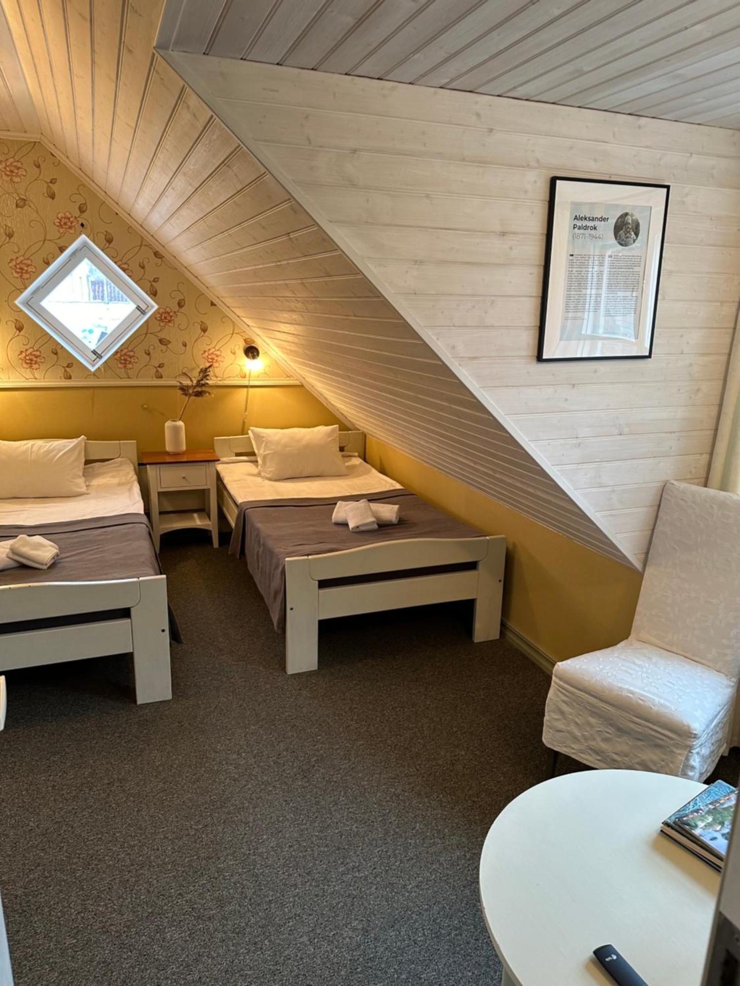 Vanalinna Boutique Hotel Kuressaare Luaran gambar