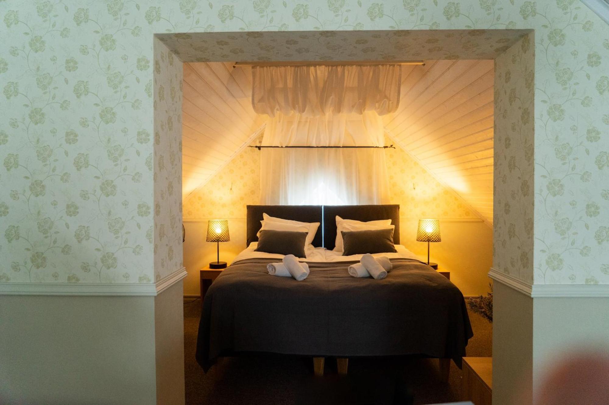 Vanalinna Boutique Hotel Kuressaare Luaran gambar